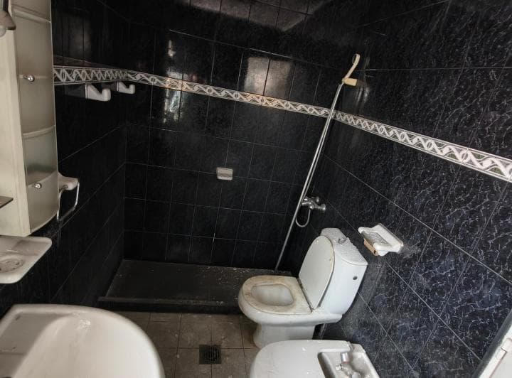 Propiedad Centrica en Venta - Av Salta - 5