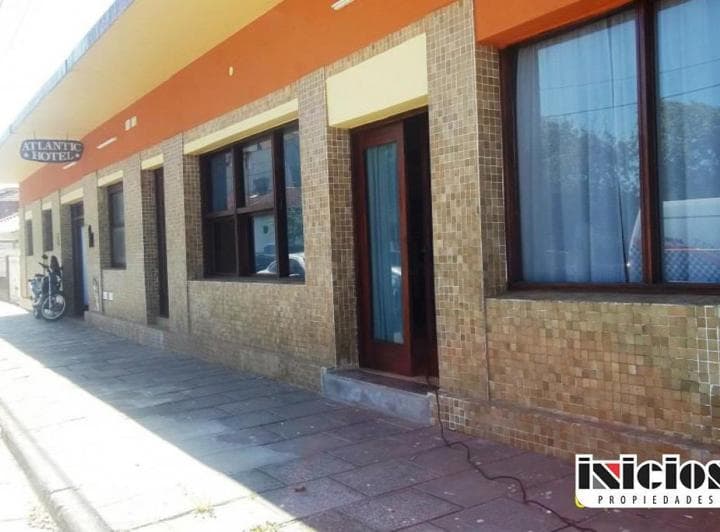Hotel Atlantic: Montevideo N° 41 - Mar de Ajó - H603 - 2