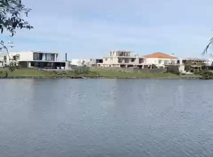 Lote Al Lago en Venta en Virazon - 5