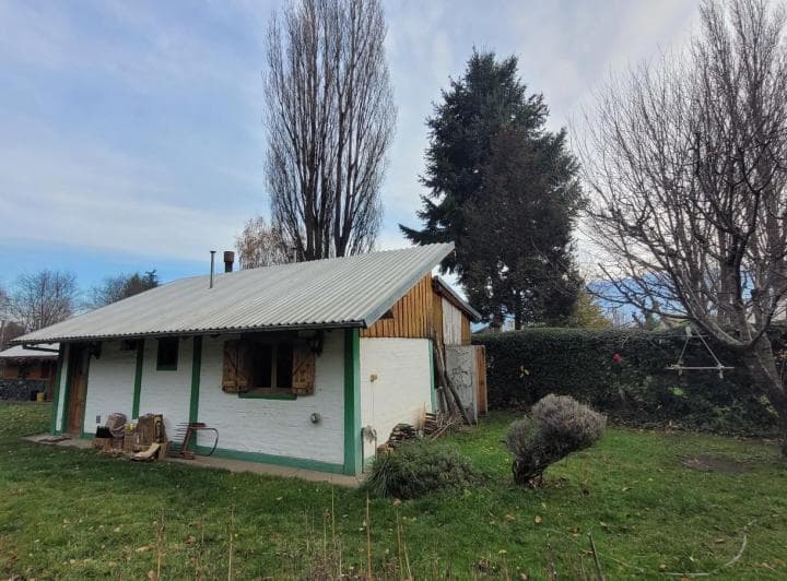2 Casas con Quincho Centricas en El Bolson en Venta - $175.000 Usd - 3