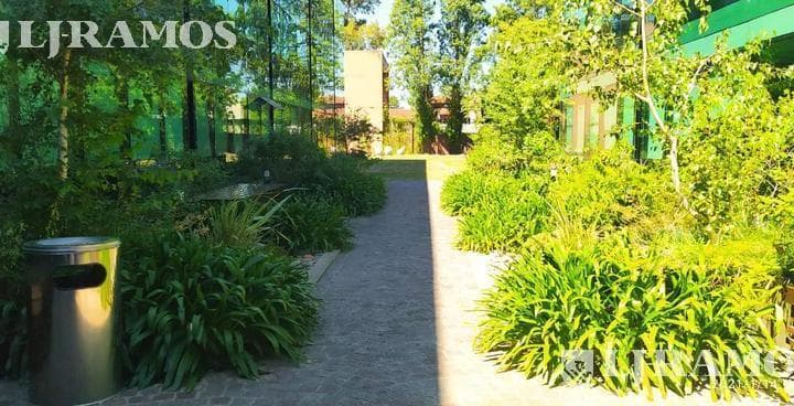Alquiler de Oficina de 220 m² en Martínez - 5