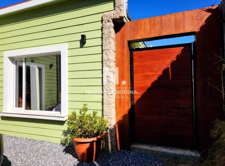 Vende Casa de 3 Dorm. en Parque Burnett, con Espacios Ideales. - 2