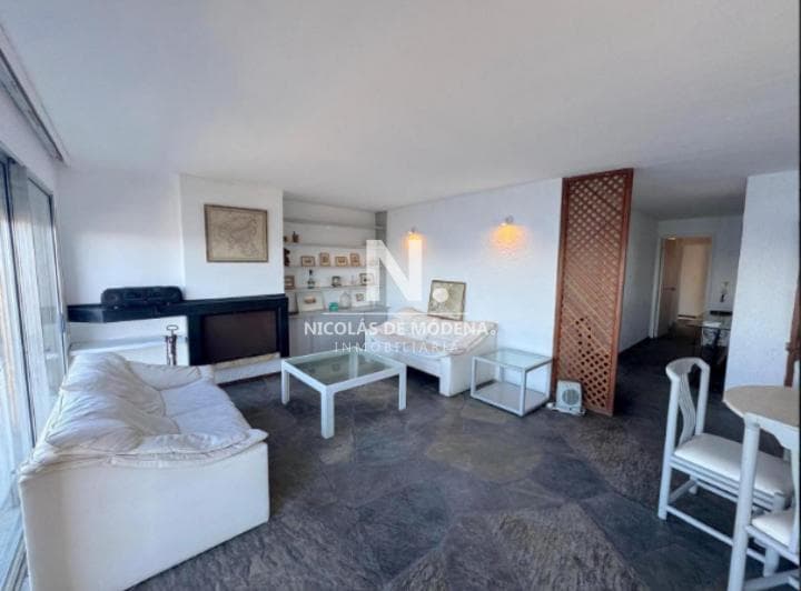 En Venta Impecable Apartamento de 3 Dorm. con Balcon, Garage y Baulera. - 4