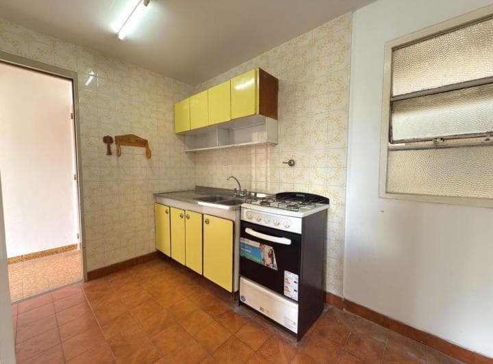 Departamento de 2 Ambientes con Balcon - 2