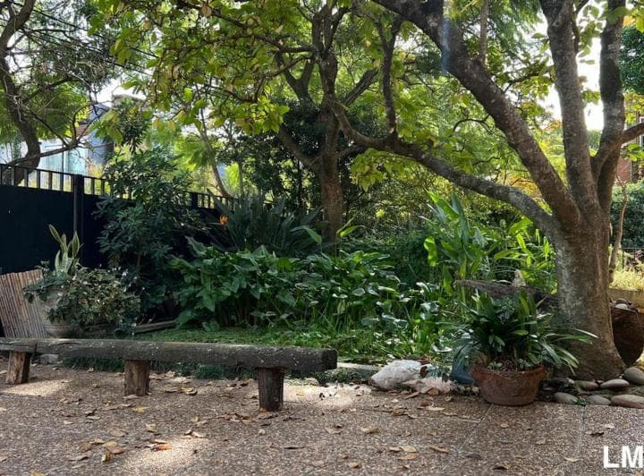 Importante Casa Sobre Lote de 1200 m² - 4