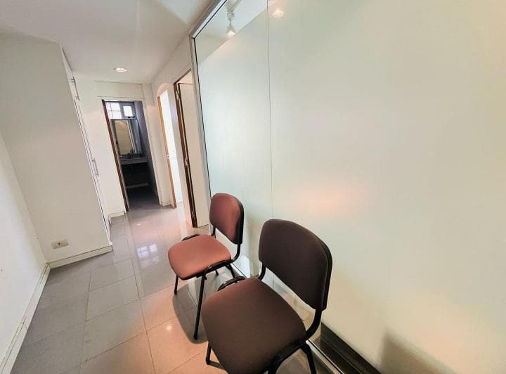 2 Amb. Consultorio / Estudio Prof - 2