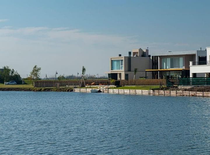 Lotes en Venta - Elcano - Complejo Pueblo del Plata (Hudson) - 3