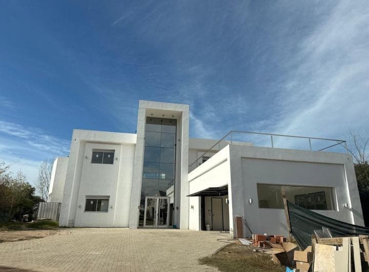 Altos del Chateau Casa en Venta a Estrenar! - 3