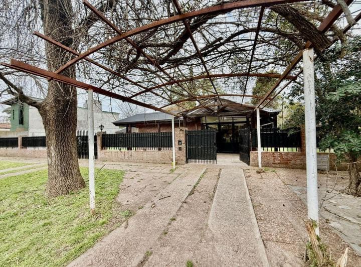 Casa de 2 Dorm. en Venta - Funes - 2