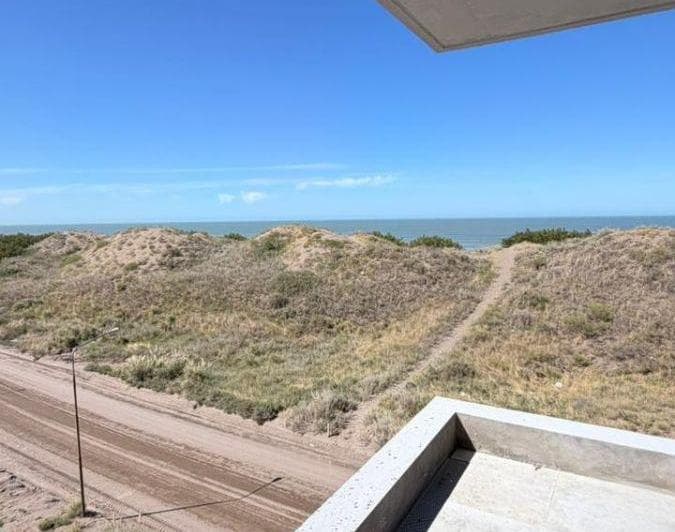 Venta Semipiso de Tres Dorm., Torre Faro 1, Monte Hermoso - 5