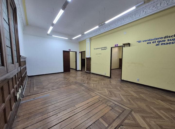 B° Centro - Oficina - Alquiler - 5