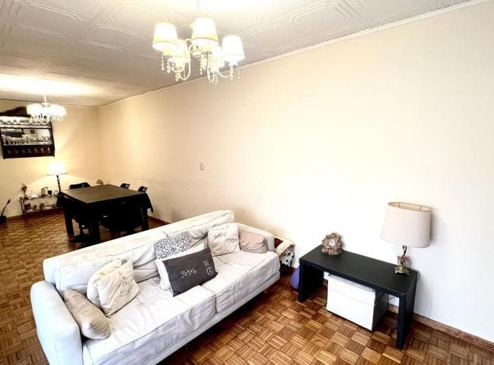 San Martin 2900 Departamento de 3 Ambientes Contrafrente Patio 90 m² en Paternal Venta - 4