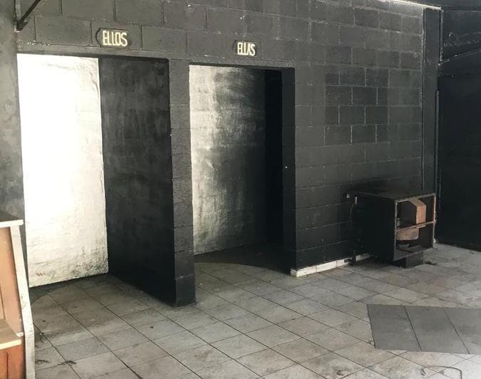 Alquiler de Local Sobre Acceso Oeste en Ituzaingo - Comercial - 3