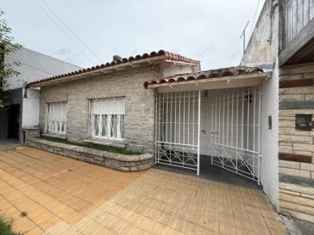 Casa en Temperley Este - 2
