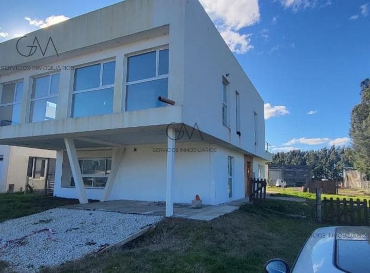Moderna Casa a Estrenar en Tierras del Mar - 2