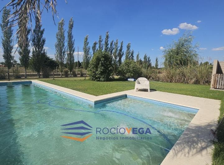 Casa en Venta Y/o Alquiler en Terravista, General Rodriguez - 2