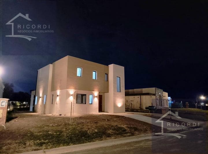 Casa en Santa Elisa, Pilar del Este. - 2