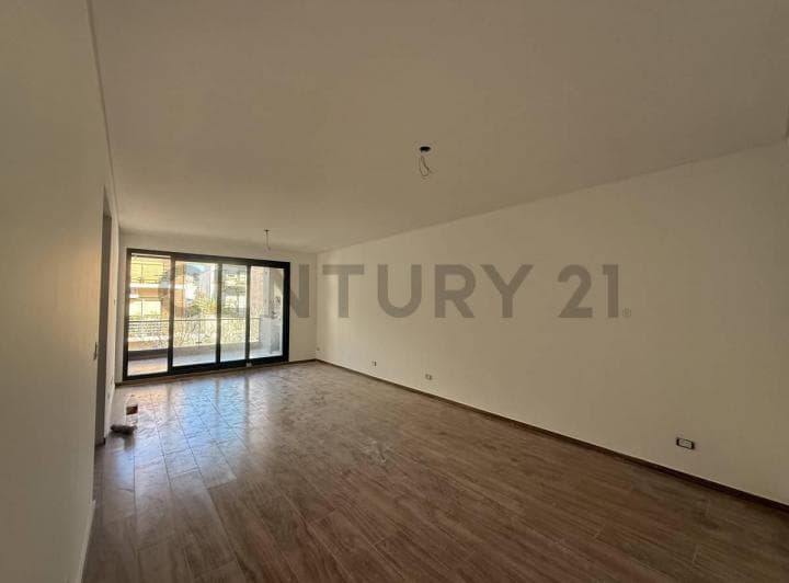 Venta Depto 4 Ambientes con Dependencia en Flores a Estrenar - 2