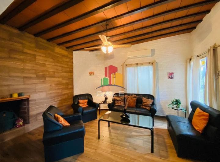 En Tio Tom Bonita Casa con 3 Dorm. - 3