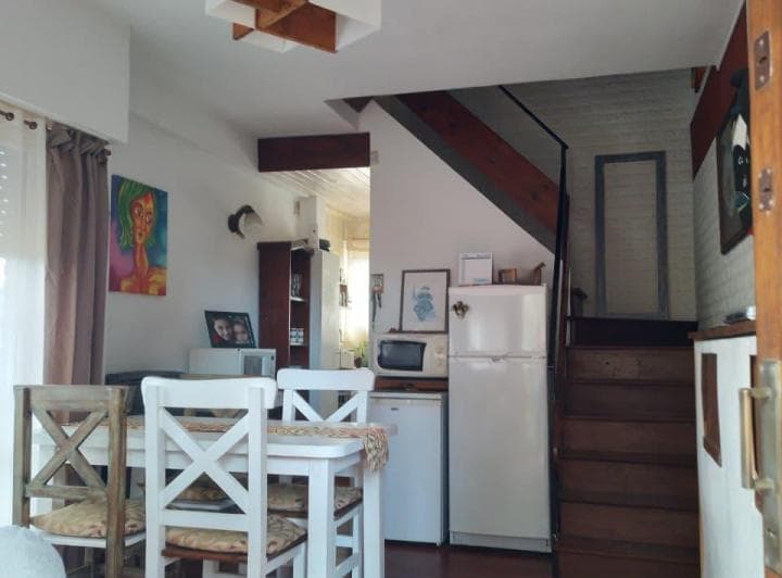 Venta Dpto. 3 Amb. en Triplex con Cochera! - 2