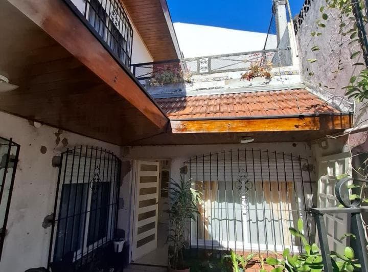PH de Cuatro Ambientes en Venta en San Justo - 2