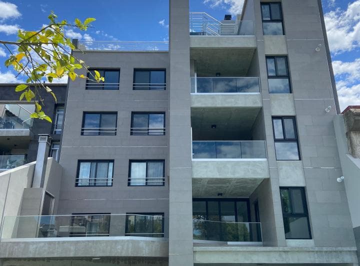 Venta 3er Piso de Categoría - 5 Ambientes - Villa Devoto - 2