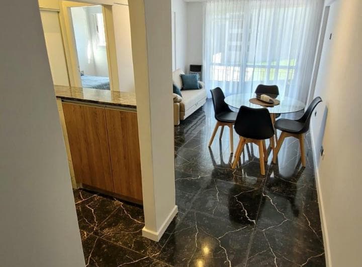 Venta/ Departamento 2 Ambientes a La Calle/ Mar del Plata - 5