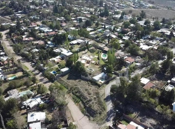 Gran Lote en Venta - 3