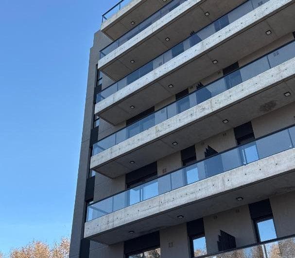 Venta Depto 2 Amb y Cochera a Estrenar - 3