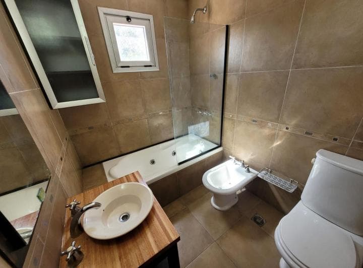 Piso de 4 Ambientes con Cochera - 5