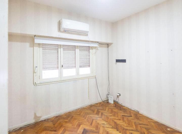 4 Ambientes Al Frente con Balcón con Baño y Toilette - 3