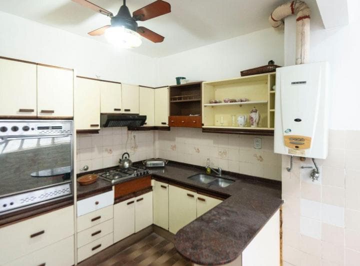 4 Ambientes Al Frente con Balcón con Baño y Toilette - 2