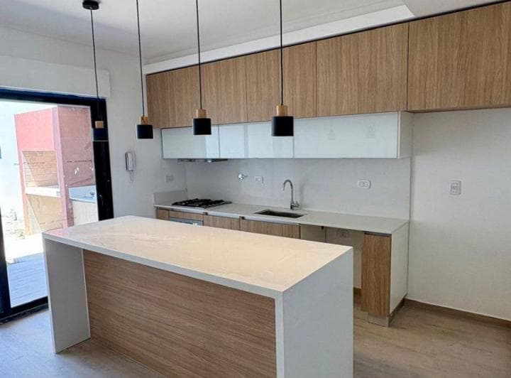 Triplex de Categoria a Estrenar 5 Ambientes a m de Av Maipu - Florida - 3