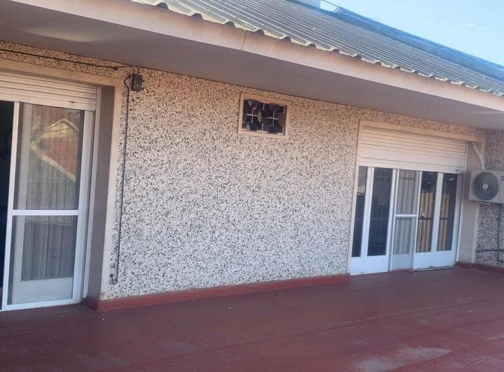 En Bloque Dos Casas de 5 Amb y 3 Amb - a 400 m del Mar - Muy Buen Estado Original. - Punta Mogot - 4