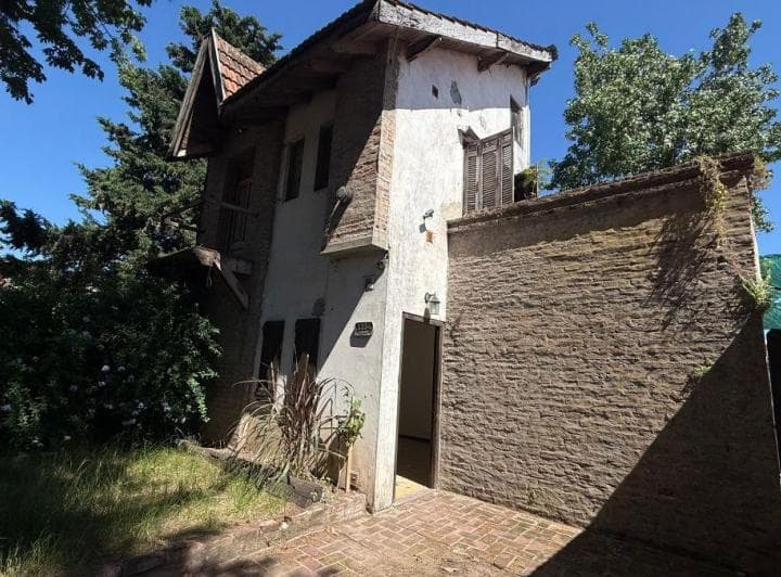 En Venta Casa Estilo Cabaña 4 Amb en Don Torcuato con Financiación! - 2