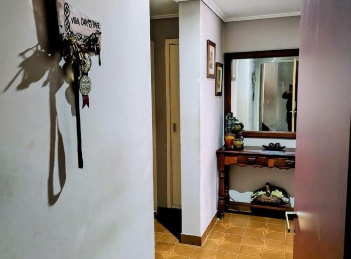 Departamento 3 Ambientes con Cochera Venta Lomas de Zamora - 2