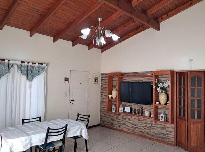 Casa Americana de Dos Plantas - 3