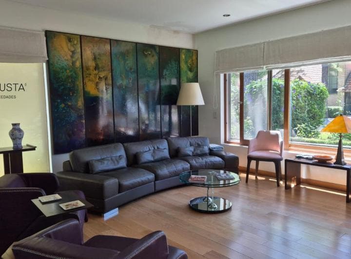 Casa en Venta con Ascensor - 3 Dorm + Ascensor + Dep de Servicio + Lavadero + Apto Credito - 3