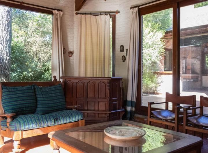 Casa a Refaccionar de 4 Dorm. y Pileta en Venta en Cariló - 5