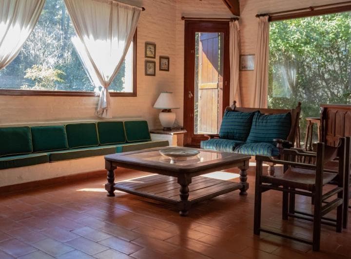 Casa a Refaccionar de 4 Dorm. y Pileta en Venta en Cariló - 4
