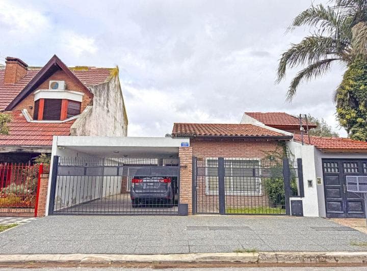 Casa 4 Ambientes. | Posadas 2750 - 3