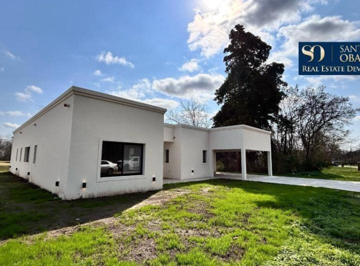 Venta Importante Casa a Estrenar en Medal Pilar - Gran Lote Al Golf - 2