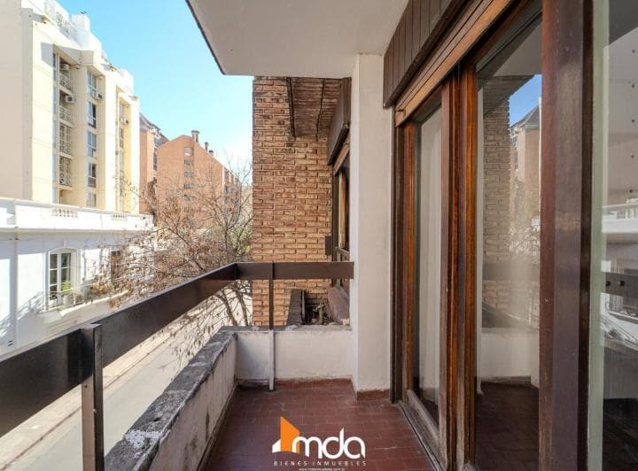 Departamento de 2 Dorm en Venta - B° Alberdi - 5