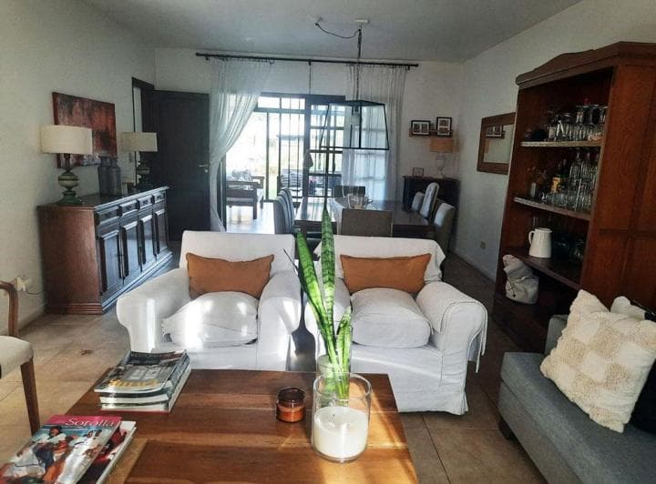 Don Torcuato (Zona Triangulo) Lindisima Casa. 3 Dorm.. Pileta. Impecable! - 4
