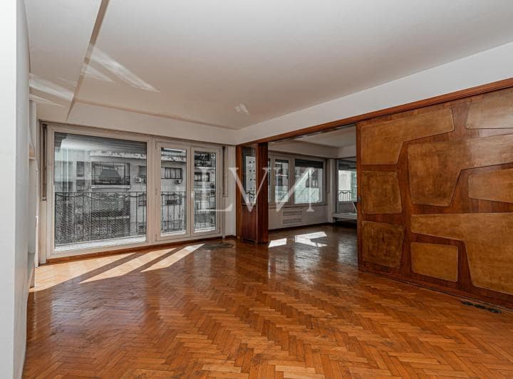 Venta Departamento 7 Ambientes en Recoleta con Balcon - 2