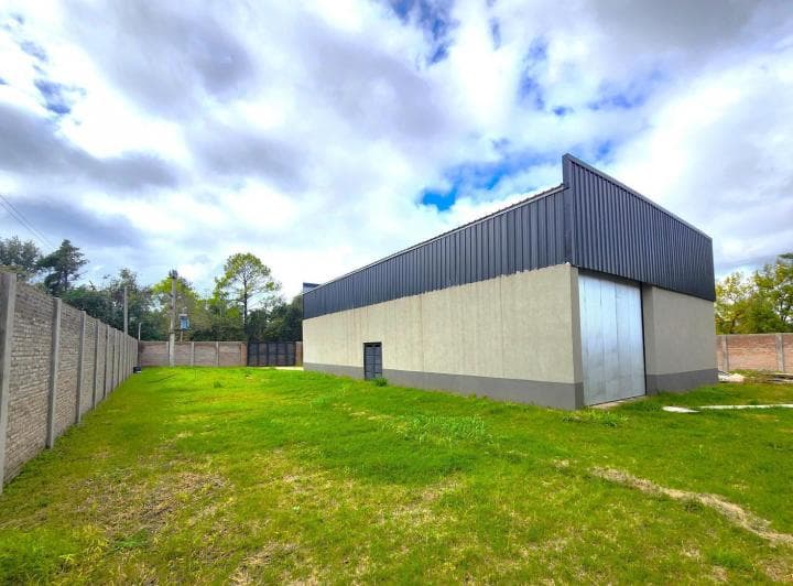 Galpón en Venta con Terreno en Esquina Ibarlucea | Zona Comercial Estratégica - 3