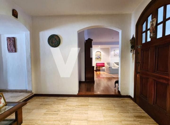Casa en Victoria con Jardín, Pileta y 4 Dorm. – Ubicación Privilegiada - 3