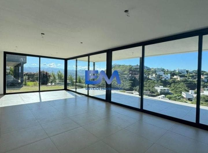 Vendo Casa a Estrenar - Desarrollada en Una Sola Planta con Patio - La Cuesta - 2