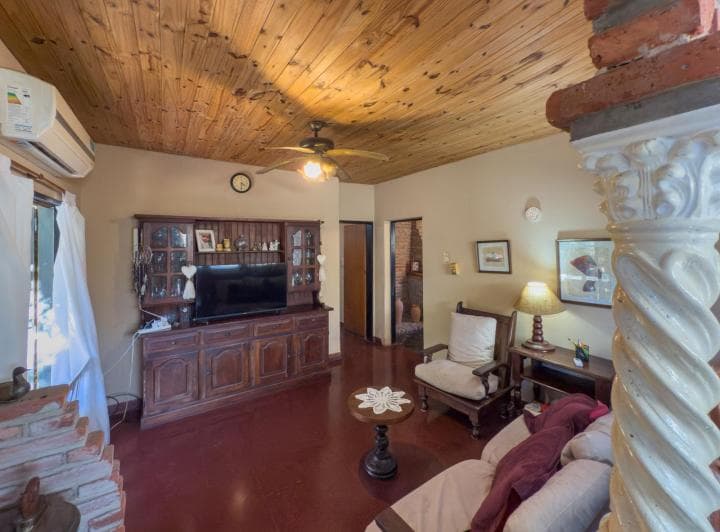 Casa en Venta 3 Dorm. en Gonnet - 3