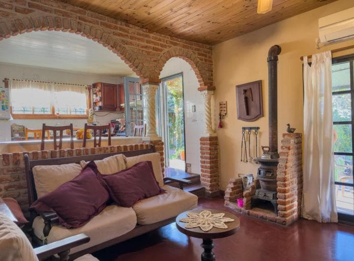 Casa en Venta 3 Dorm. en Gonnet - 2